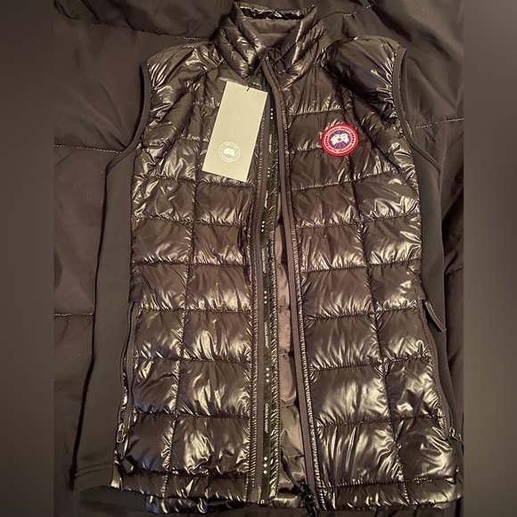 ⚠️SOLD⚠️CANADA GOOSE Hybridge Lite Vest - Picture 5 of 7